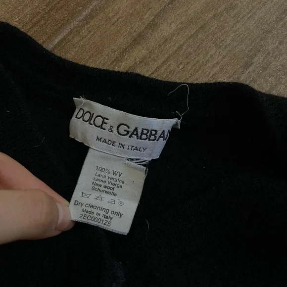 Vintage 1990’s Wool Dolce and Gabbana Mini Sweater - Picture 6 of 7